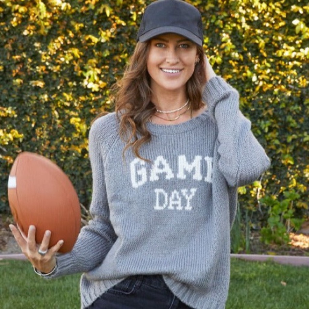 GAME DAY Wooden Ships Open Knit Gray & White Sweater
